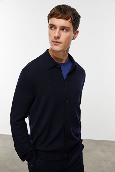 Mudo Polo Neck Merino Wool Cardigan