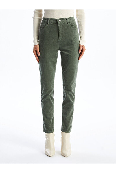 LC Waikiki Slim Fit bársonyos női nadrág