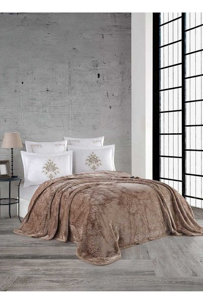 Ecosse Agossa 6 Piece Dowry Blanket Set with Cotton Sheets