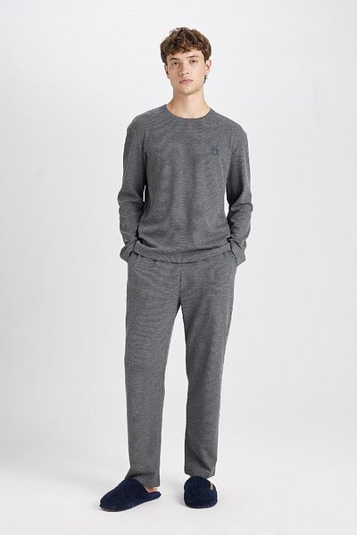 DeFacto Crew Neck Printed Pajamas Set - Long Sleeve, Top and Bottom Set D0945Ax24Wn