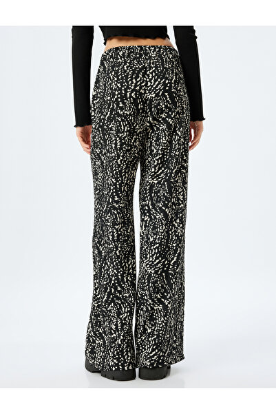 Koton Dokulu Beli Lastikli Desenli Yüksek Bel Bol Paça Pantolon