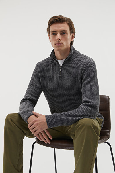 Mudo FERMUARLI DİK YAKA KAZAK