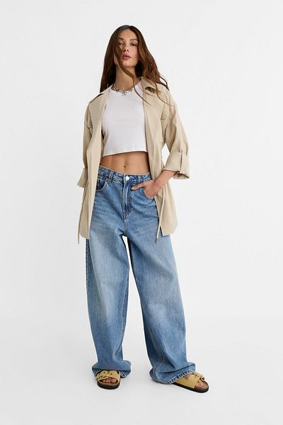 Stradivarius Short loose trench coat