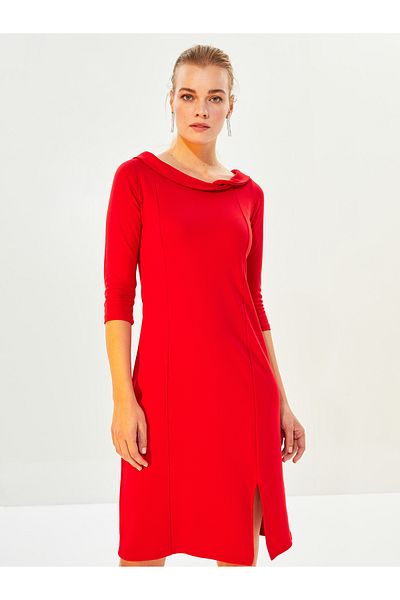LC Waikiki Γυναικείο Bodycon Φόρεμα με μονόχρωμο κοντομάνικο γιακά