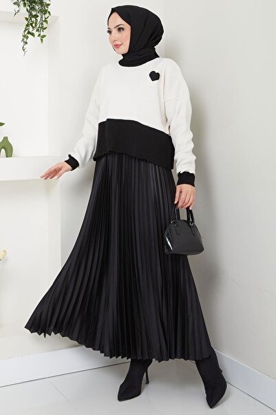 hafsamina Cream Crop Sweater - Heart Detail, Two Colors Hm2575