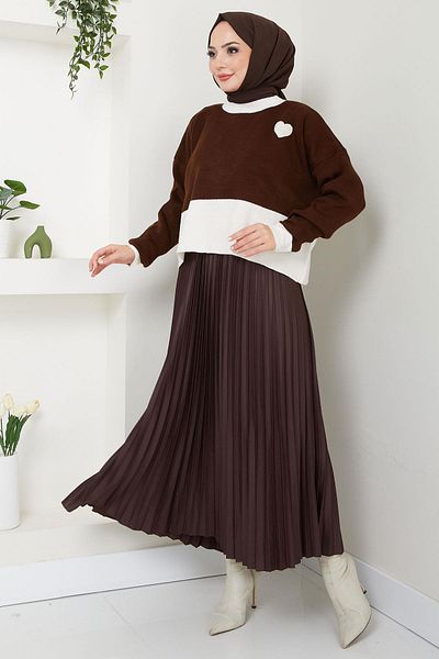 hafsamina Brown Crop Sweater - Heart Detail, Two Colors Hm2575