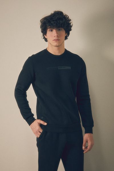 Fulla Moda Φούτερ με λαιμόκοψη με 3 νήματα με ανάγλυφο εμπριμέ