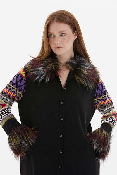 Two Mail Black Cardigan - Fur Detailed