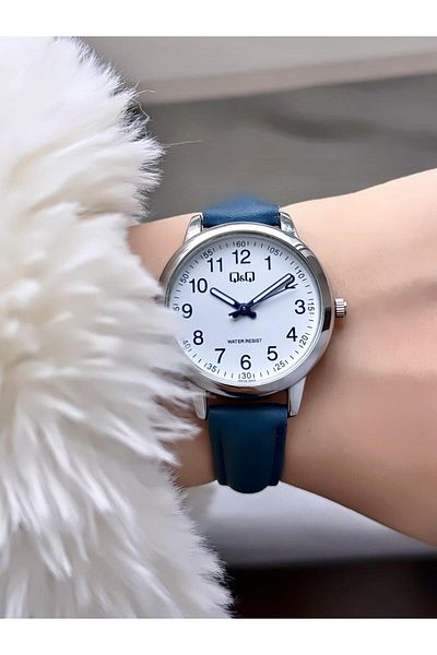 Q&Q Minimal Elegant Thin Case Numeral Women Leather Cord Wrist Watch