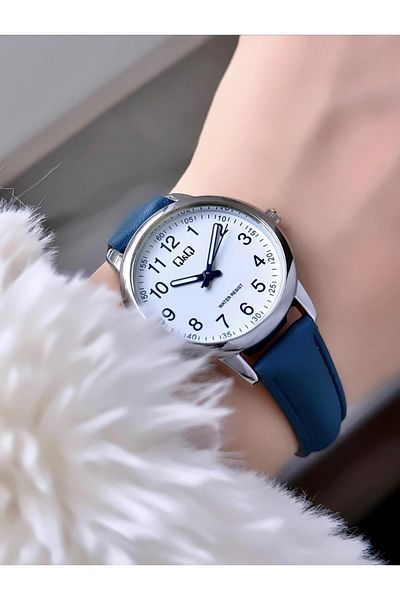 Q&Q Minimal Elegant Thin Case Numeral Women Leather Cord Wrist Watch