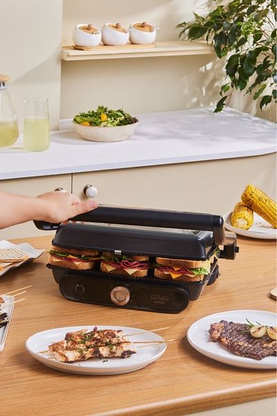 Karaca 2400W Gastro Grill Glass - Walnut Brown Toast and Grill Machine with 6 Slice Capacity