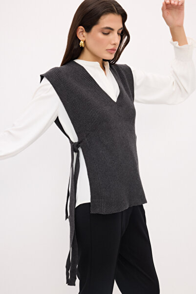 Love My Body V Yaka Yandan Bağlamalı Triko Süveter