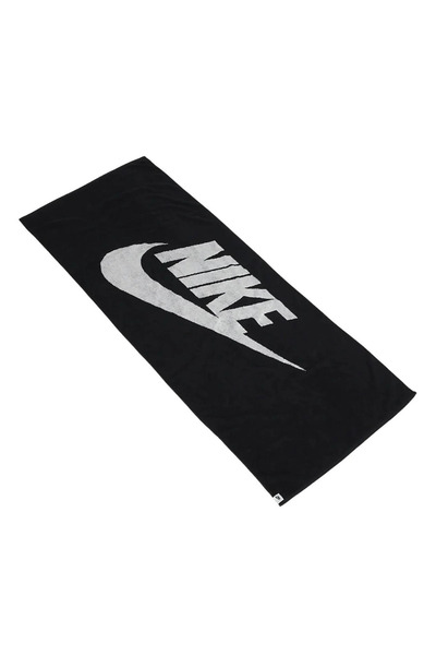 Nike Πετσέτα προπόνησης Club Unisex Μαύρη N.100.9741.010.OS