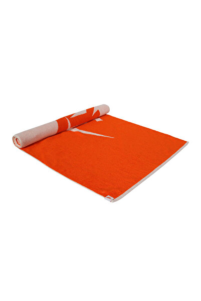 Nike Club Unisex Orange Training Towel N.100.9741.808.Os