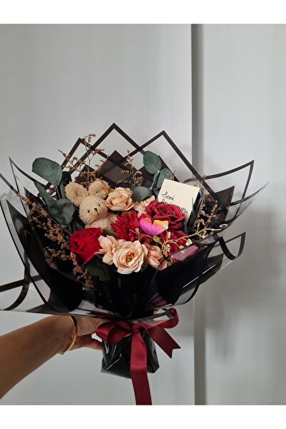 Destina Tasarım Siyah kağıtlı Kırmızı Buket/Sevgiliye Hediye Yapay Çiçek Ayıc...