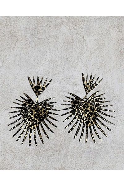 Store أقراط معدنية