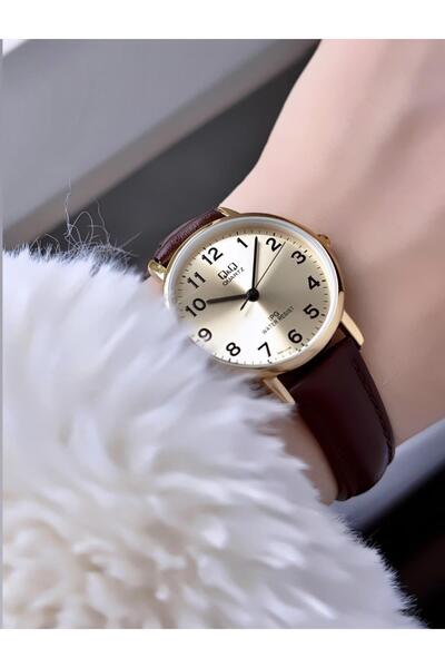 Q&Q   Minimal Elegant Slim Case Women's Leather Cord Wristwatch