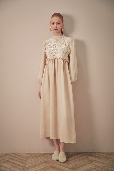 Fulla Moda Φόρεμα με δαντέλα μπροστά με ελαστικά μανίκια