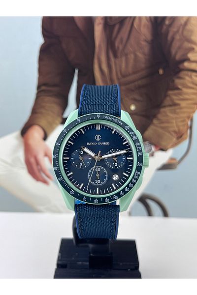 DAVID GUNER Unisex Polycarbonate Wristwatch - Waterproof, 2 Years Warranty