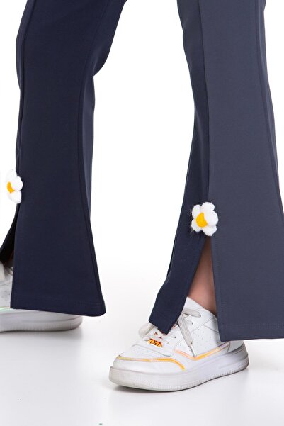 zepkids Crew nyakú, hosszú ujjú hasított százszorszép részletes, hosszú ujjú sötétkék színű lány tréningruha szett