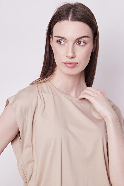 Jument Lycra Span Fabric - Sleeveless Basic T-Shirt Blouse, Wide Zero Collar, Off Shoulder - Dark Beige