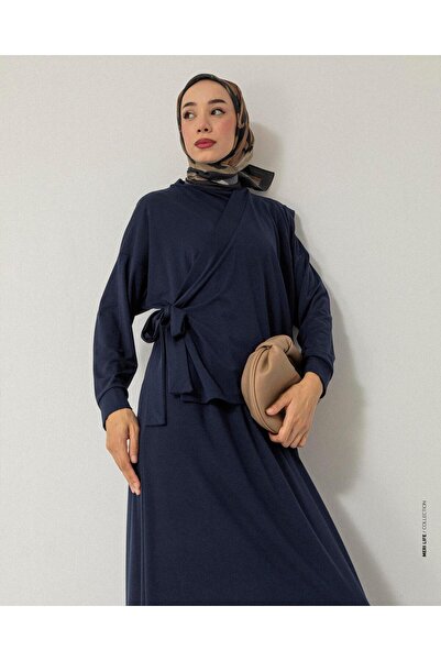 Meri Store Yandan Bağcıklı Lacivert Pelerinli Penye Elbise