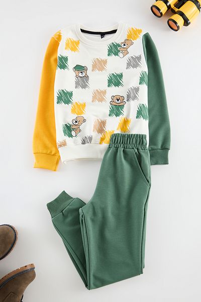 TRENDYOLKIDS طقم علوي محبوك مطبوع متعدد الألوان للأولاد TKDAW25AU00148