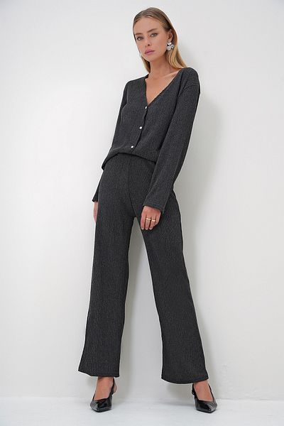 Trend Alaçatı Stili Anthracite V-Neck Stone Buttoned Women's Cardigan and Trousers Set - Alc-X12914