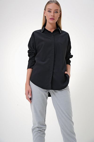 Trend Alaçatı Stili Women's Black Collar Jewelled Oversize Poplin Shirt Alc-X12902