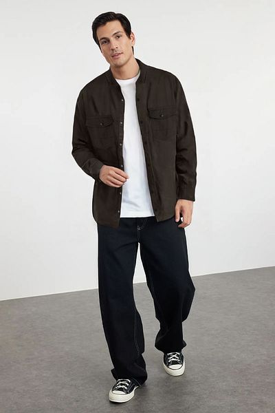 Trendyol Collection Σκούρο χακί κανονικό τζιν πουκάμισο με διπλή τσέπη TMNSS24GO00081