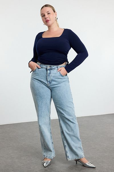Trendyol Curve Námořnická modrá čtvercový límec na bocích pletená halenka velké velikosti TBBAW25AF00041