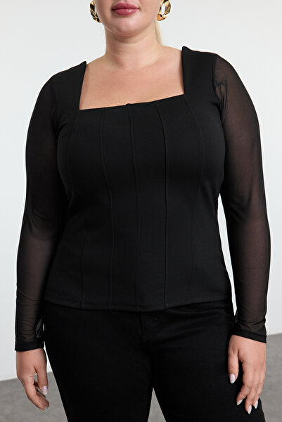 Trendyol Curve Detailná pletená blúzka z čierneho tylu veľkej veľkosti - štvorcový výstrih Tbbaw25Af00028