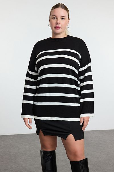 Trendyol Curve Crew Neck Black Striped Knitwear Sweater - Tbbaw24An00024