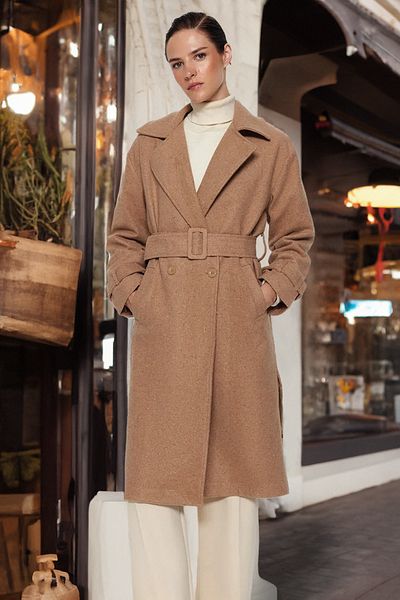 Trendyol Collection Nerzfarbener, übergroßer, weit geschnittener, langer Wollmantel mit Gürtel TWOAW22KB0015