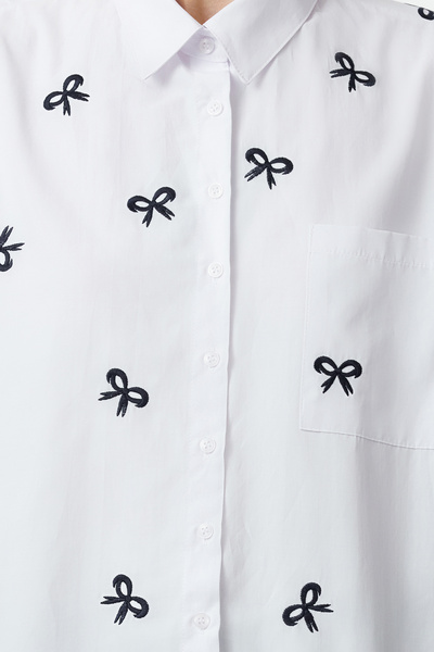 Trendyol Collection Cămașă țesătă cu fundă albă cu broderie detaliată TWOAW25GO00076