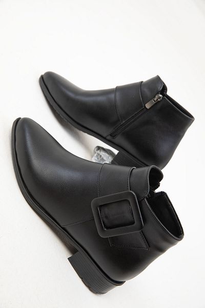 SOHO Women's Black Boots & Booties 16537