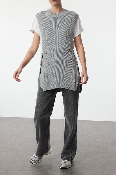 Edit by Trendyol Gray Crew Neck Button Detailed Knitwear Sweater Tedaw25Sv00007