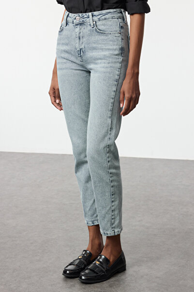 Trendyol Collection Light Blue High Waist Slim Mom Jeans Twoaw25Je00153