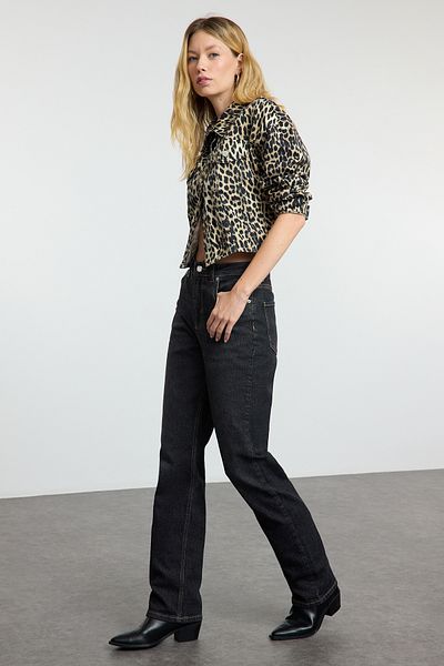 Trendyol Collection High Waist Black Straight JEans - TWOAW25je00228