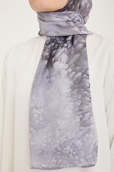 Armine Life 5369 Model 10 Number Shawl