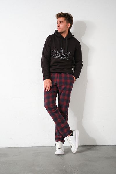 Domoda Karierte Flanell-Pyjamahose, bequem geschnittene Herrenhose aus Baumwolle mit schmalem Bein