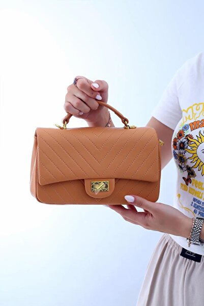 Matthew Cox Geantă de mână Byn1050 pentru femei - culoarea pielii