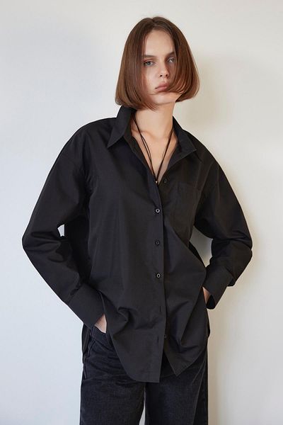 TENA Cămașă neagră oversize din popelin pentru femei, scurtă față, spate lungă