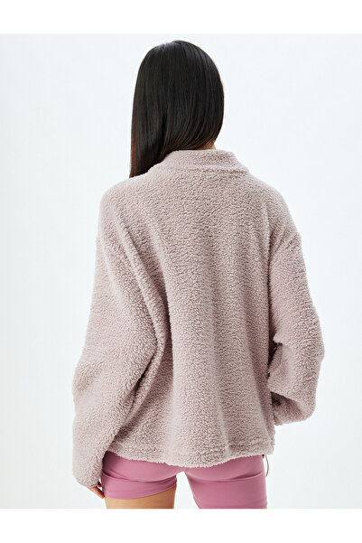 Koton Λούτρινο φούτερ με χοντρό κουμπιά με κουμπιά με λεπτομέρεια γιακά εκτός ώμου