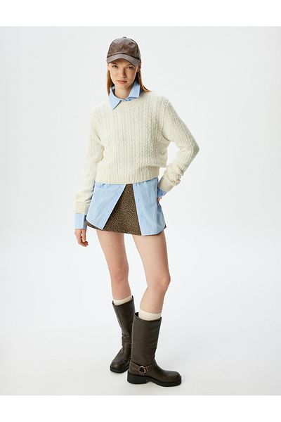 Koton Crew Neck Hair Knit Textured Crop Knitwear Sweater