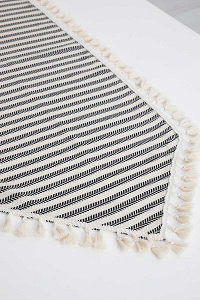 Aisha's Design عداء مخطط مهدب - 140x40، R-56B