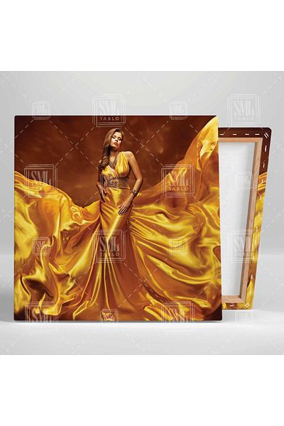 SML TABLO Rochie de seară aurie Accesorii aurii Model Square Canvas Print