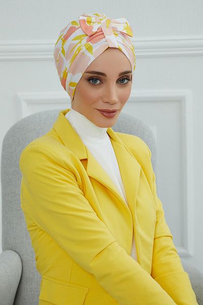 Aisha's Design Patterned Bonnet with Bow on the Front - B-7Yd