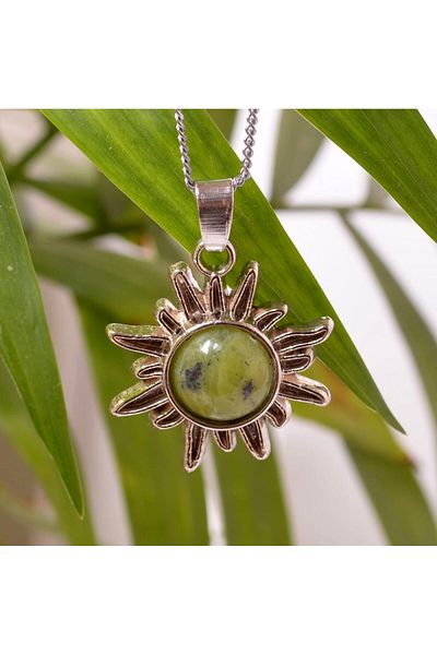 Taş Sandığı Jade Stone Sun Necklace - Canadian Jade