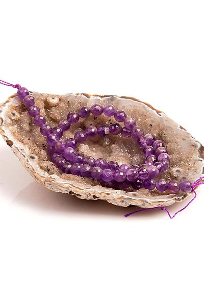 Taş Sandığı Amethyst Stone String - 6 Mm Facet Cut